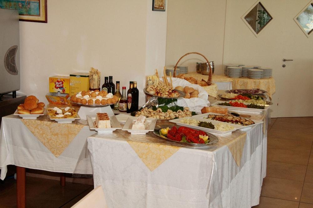 Hotel Bellevue Cattolica Dış mekan fotoğraf