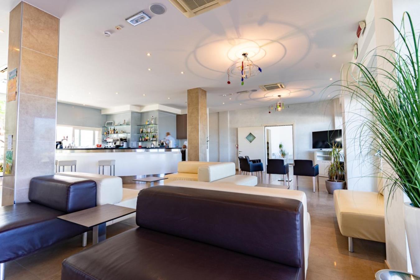 Hotel Bellevue Cattolica Dış mekan fotoğraf