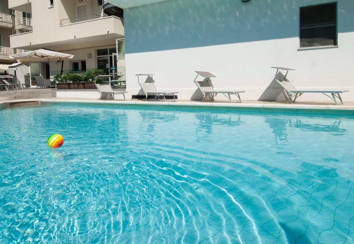 Hotel Bellevue Cattolica Dış mekan fotoğraf