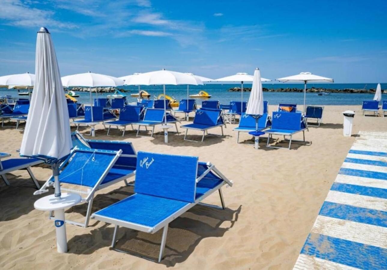 Hotel Bellevue Cattolica Dış mekan fotoğraf